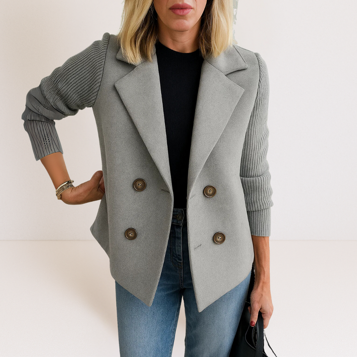 Étaín – Elegant Jacket with Knitted Sleeves