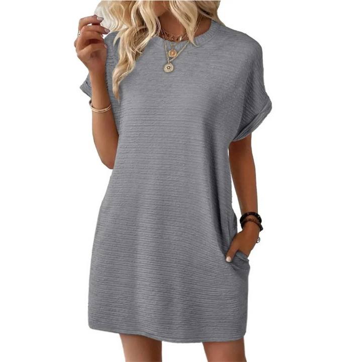 Deirdre – Casual Minimalist Round Neck Summer Dress