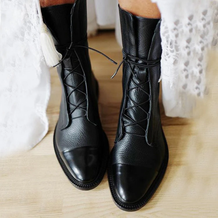 Róisín – Elegant Leather Heeled Boots