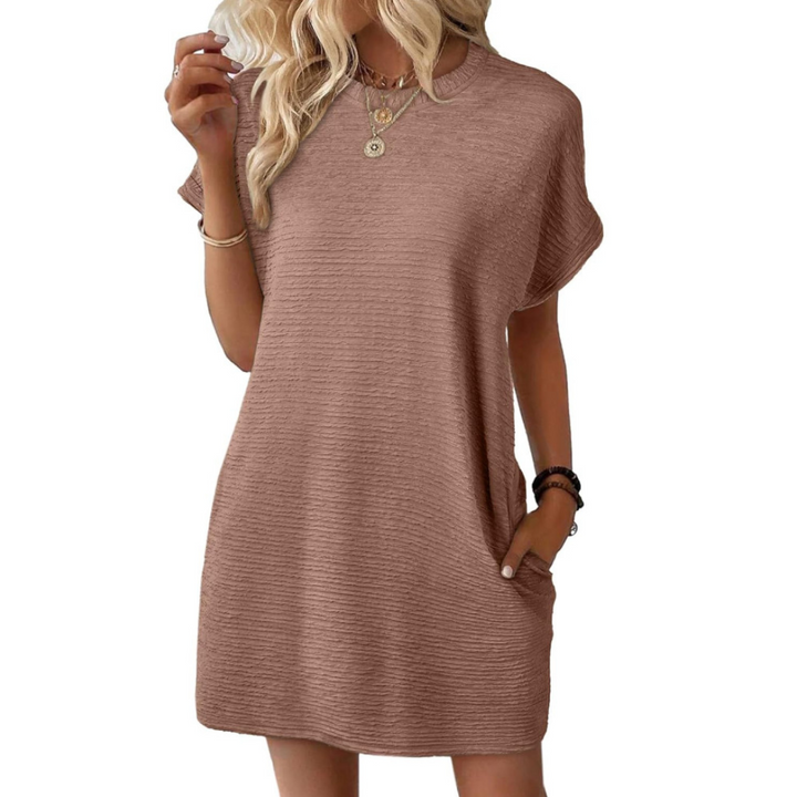 Deirdre – Casual Minimalist Round Neck Summer Dress
