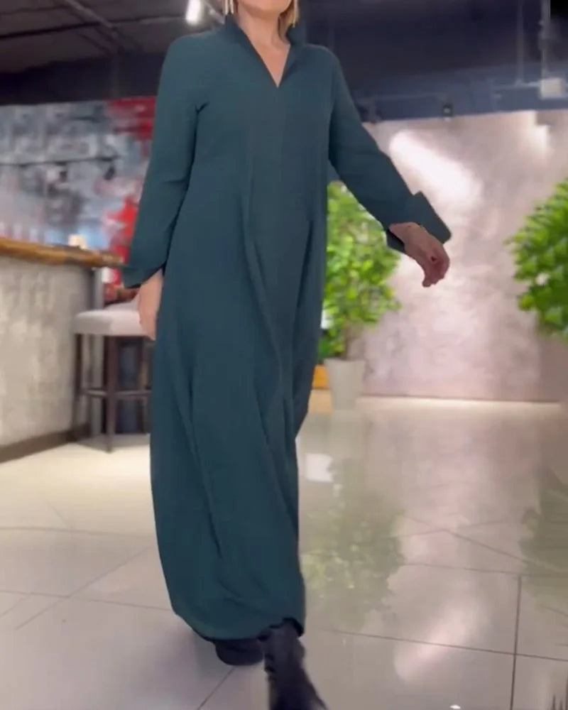 Cuán – Long Flowy Dress with Side Slits