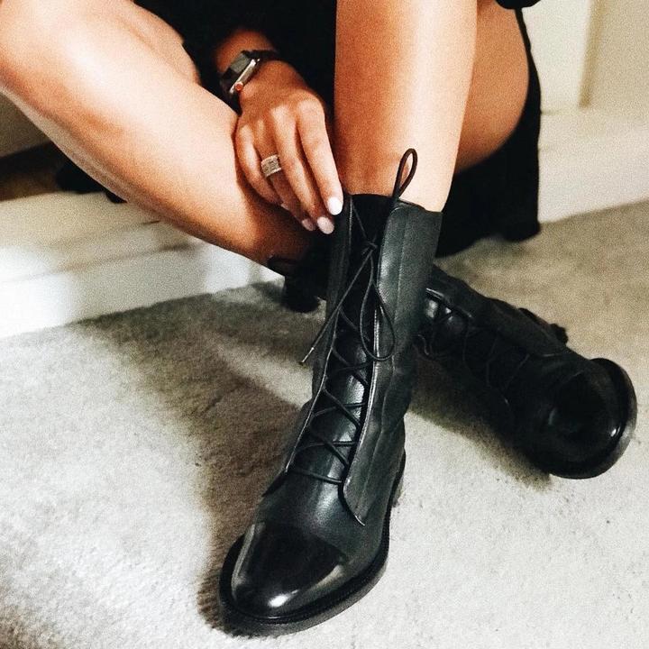Róisín – Elegant Leather Heeled Boots