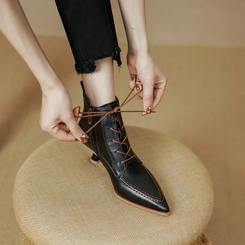 Ivellora™| Pointed Ankle Boots