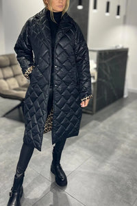 Norah | Quilted Coat with Leopard Lining