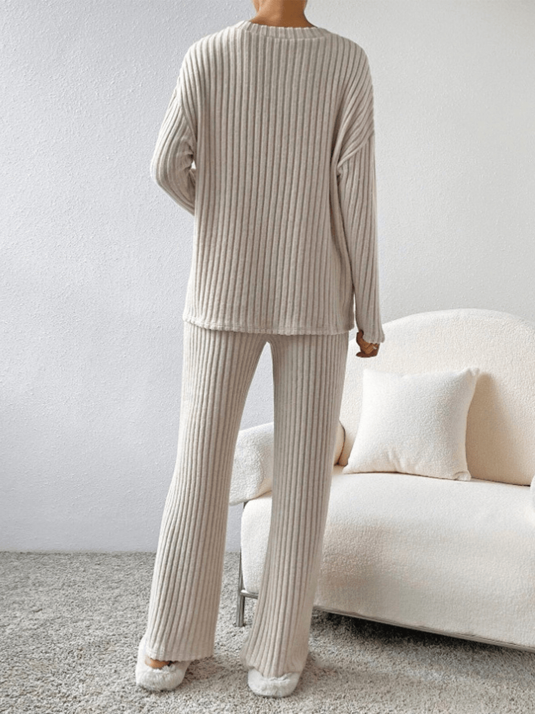 Ailionóra – Cosy & Comfortable Two-Piece Set