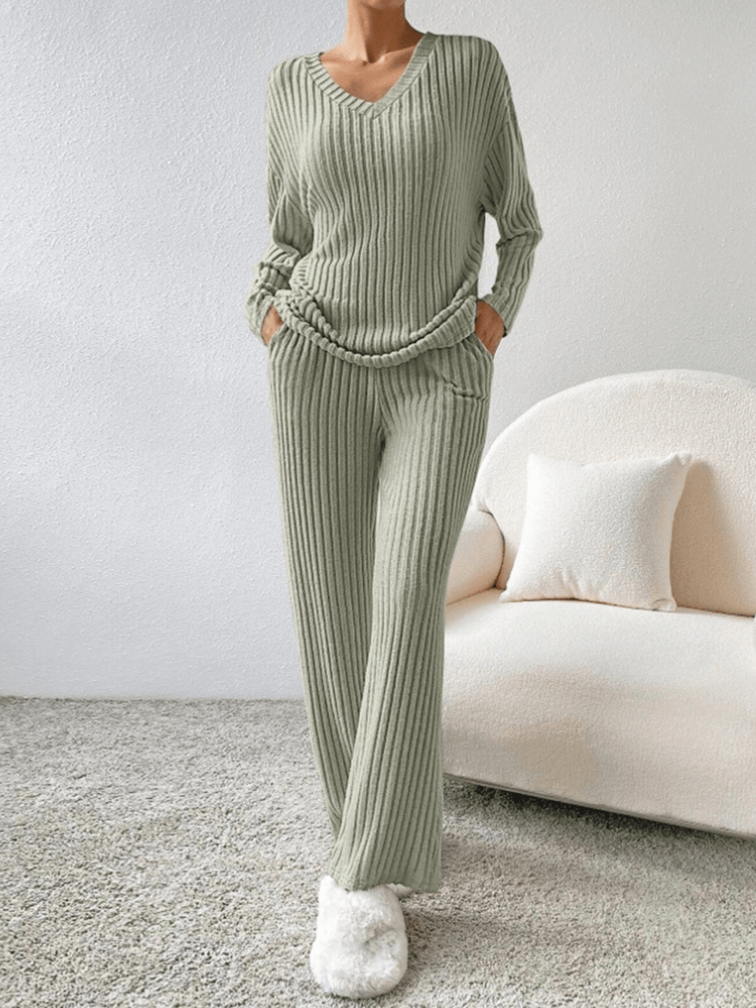 Ailionóra – Cosy & Comfortable Two-Piece Set