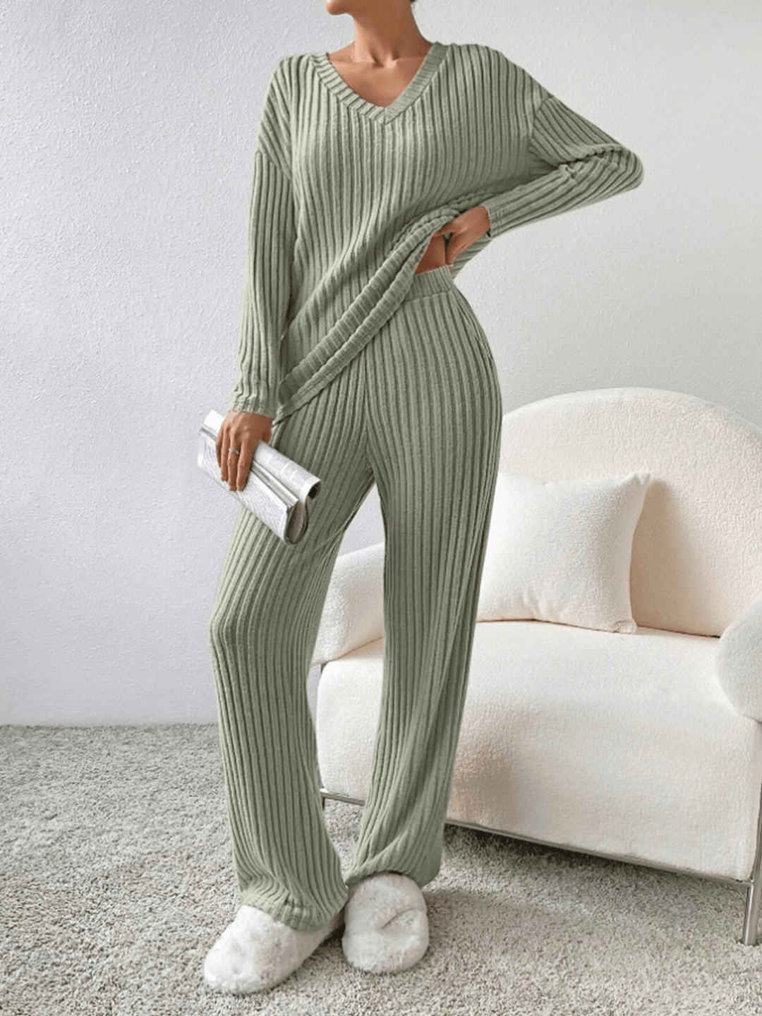 Ailionóra – Cosy & Comfortable Two-Piece Set
